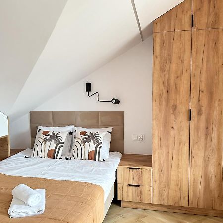 Dmk Oak Studio Near Warsaw-Modlin Airport Nowy Dwór Mazowiecki Esterno foto